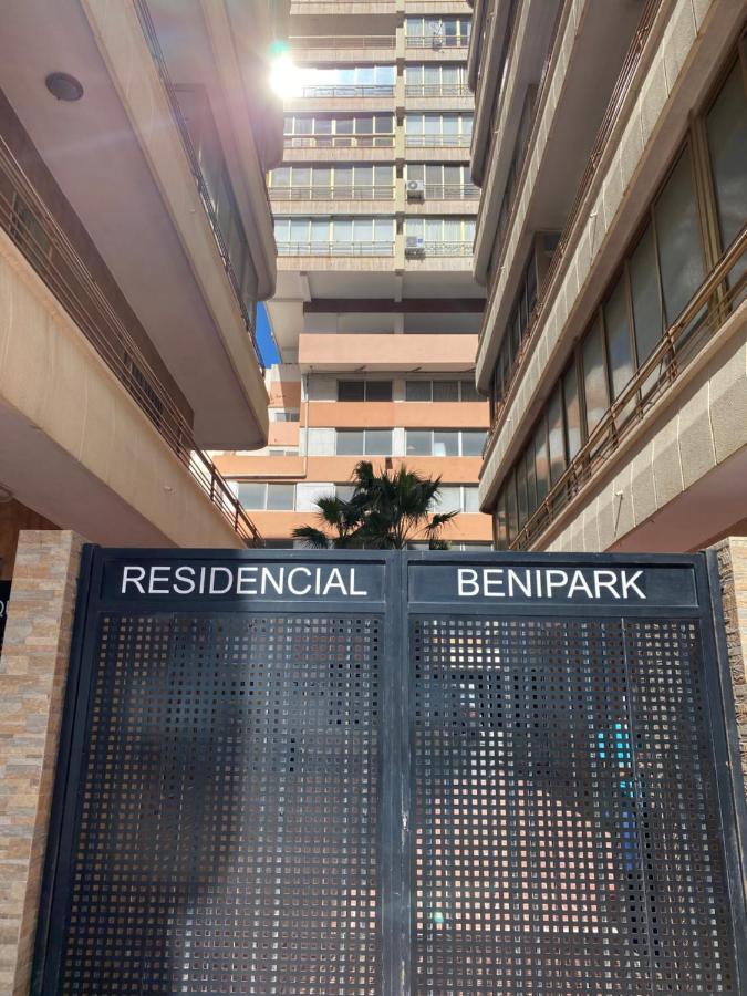 Be Luxury Apartment 20 Mts From The Beach Бенидорм Екстериор снимка